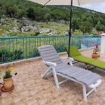 Vila Lemon Tree Garden Near Mirtos Divarata