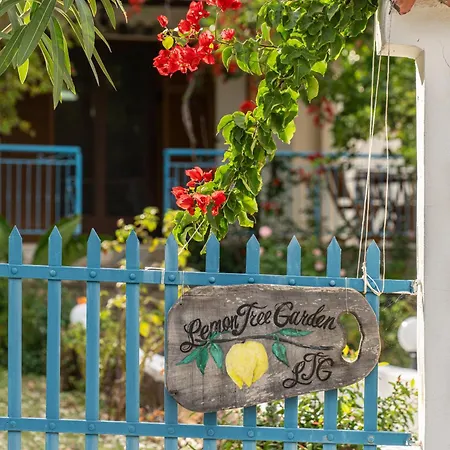 Lemon Tree Garden Near Mirtos 别墅 *