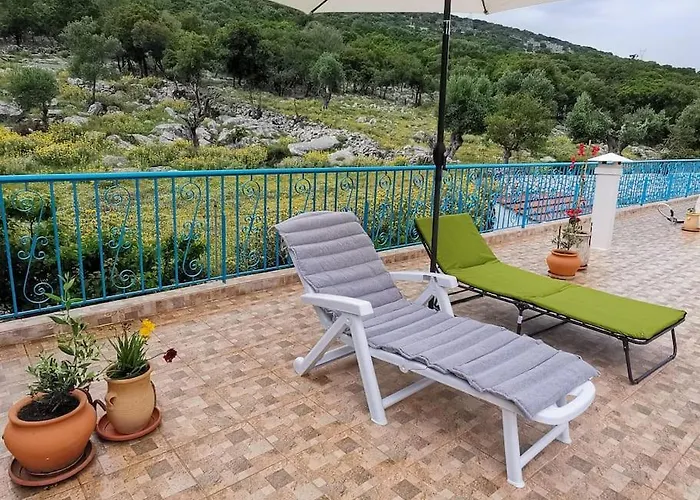 Vilă Lemon Tree Garden Near Mirtos Divarata